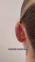 Studs👂Ear piercing & earrings-studs